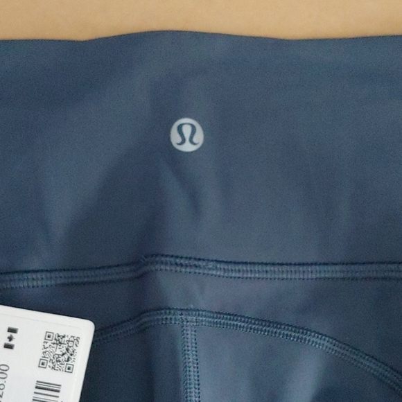 NWT Lululemon All the right places 23" iro… - Picture 4 of 12